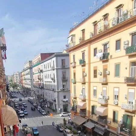 בית הארחה Mopi Maison *