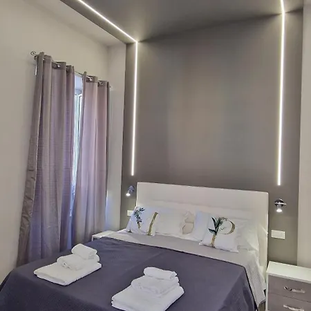 Mopi Maison بيت ضيافة نابولي