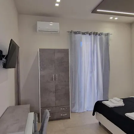 Mopi Maison بيت ضيافة نابولي