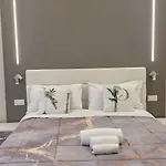 Mopi Maison * Napoli